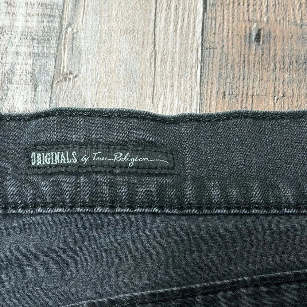 True Religion Ricky Jeans Mens 36x32 Gray Straight Leg Made in USA Faded Denim